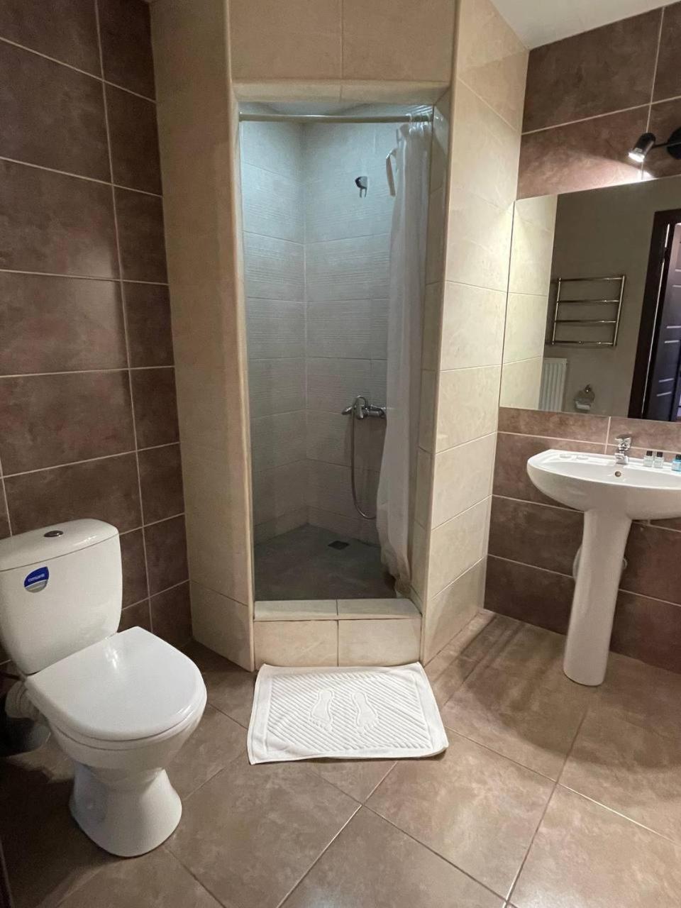 Спортохота Hotel Черкаси Екстериор снимка